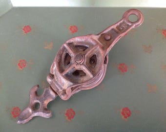 Antique Metal Double Barn Pulley