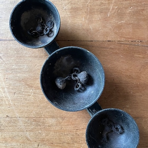 Antique Metal Sleigh Shopkeeper Bells