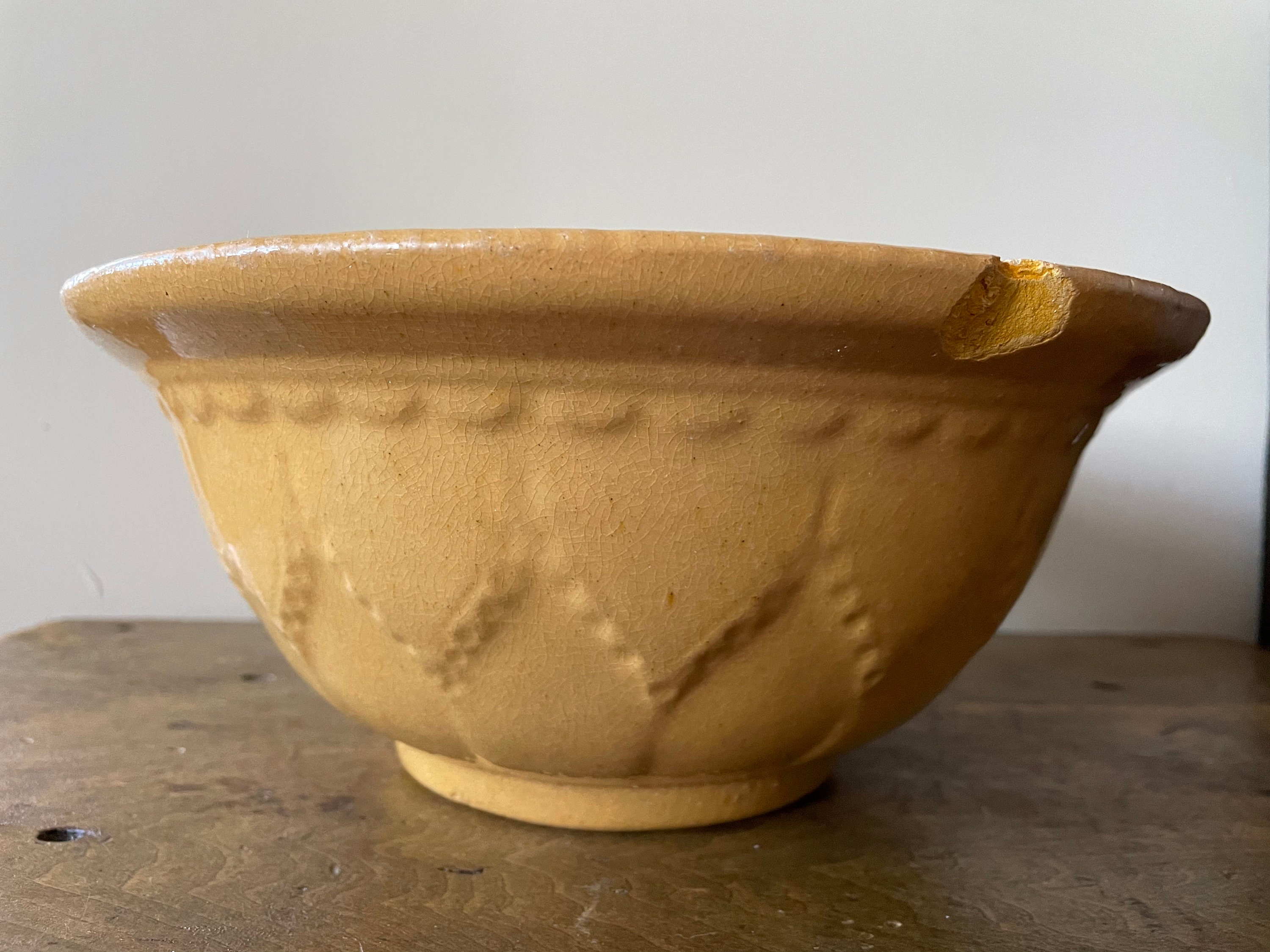 Antique Yellow Ware Batter Bowl With Spout Etsy