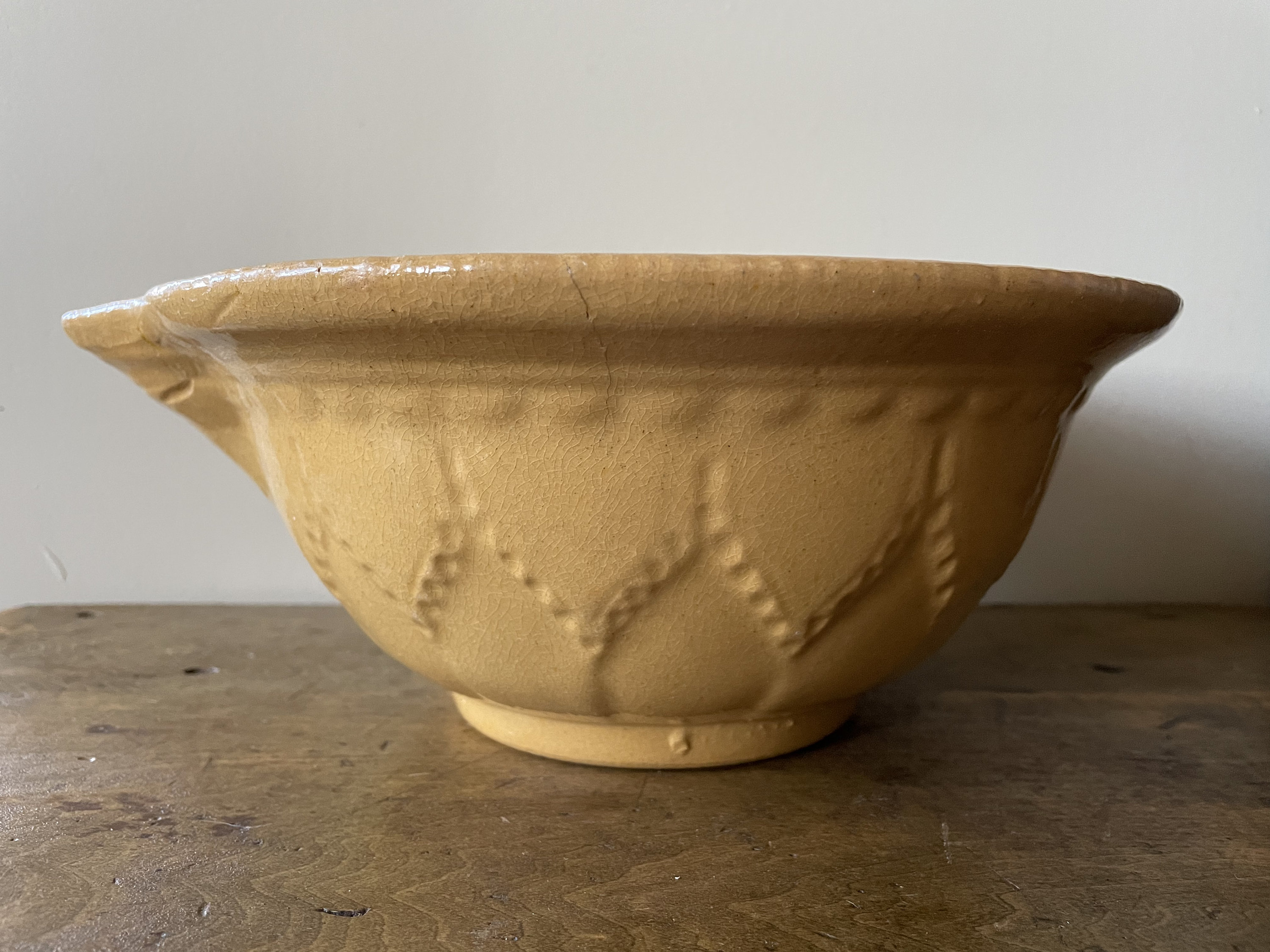 Antique Yellow Ware Batter Bowl With Spout Etsy