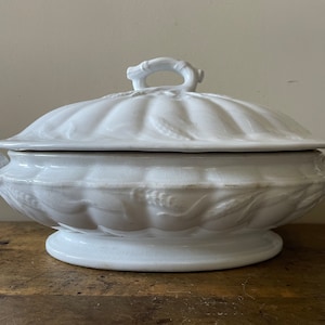 Antique Ironstone Tureen Wheat Pattern R Cochran & Co