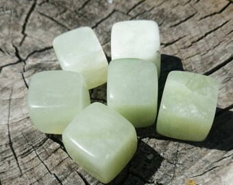 Jade crystal tumbled, Jade stone tumblestone, Tumbled Jade Healing Crystals, Jade Crystal TumbledJade green Jade stone Green Jade crystal uk