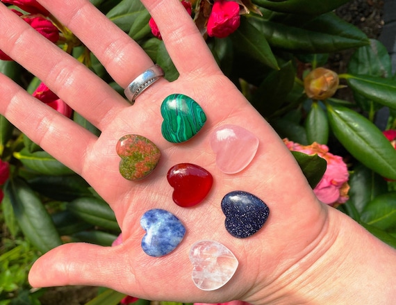 Advent Crystal Pack, Mystery Advent Stones, Advent Crystal Calendar, Elf Geode  Calendar Box, DIY Gemstone Calendar for Advent by Elf Kendal - Etsy Israel