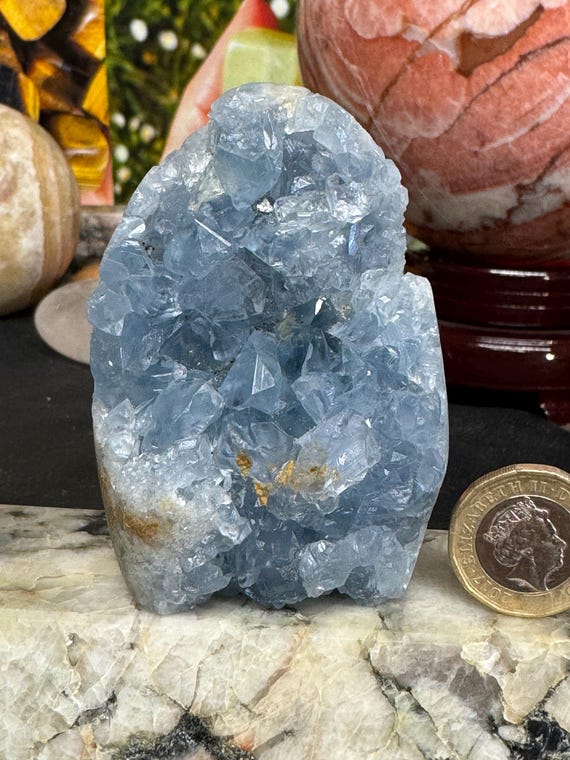 ヒーリングストーン✨✨セレスタイト天青石卵形 ヒーリングストーン