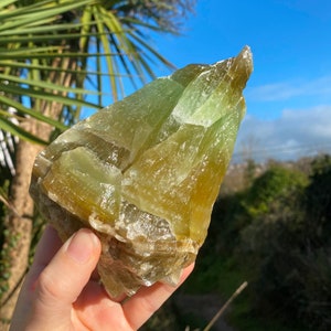 raw crystal Prehnite calcite chunk, rough Prehnite calcite, healing raw calcite, green natural crystal, Prehnite fairy stone, elf stone gift