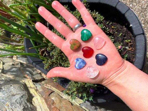 Crystal Valentine Gift, DIY Advent Pack, Advent Gemstone Calendar, Elf  Kendal Crystals, Crystal Heart Star Moon Geodes Easter Crystal, Lover - Etsy