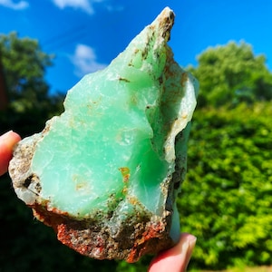 Natural Green Opal Rough Crystal-Calming, Heart-opening stone for children and family wellbeing, Raw untreated green opal stones from Elf UK