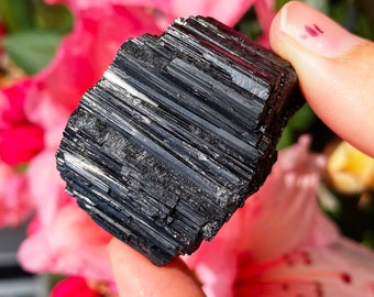 Raw Black Tourmaline Crystal: Protection, Cleansing Stone