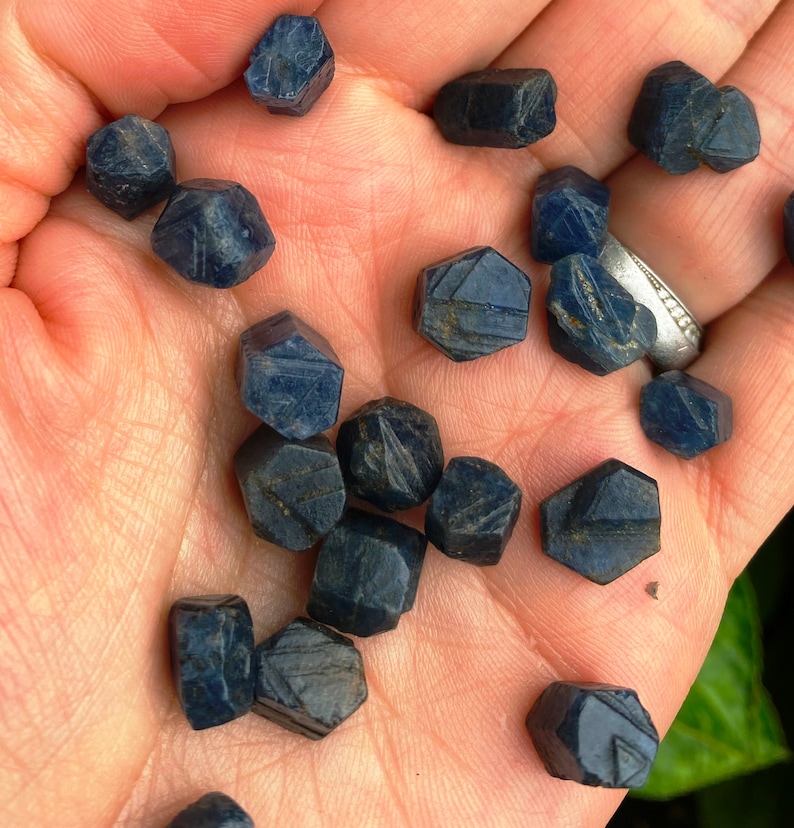 record keeper sapphire, natural sapphire, blue sapphire gemstone rough uncut Stocking stuffer sapphire, real sapphire natural gems blue uk image 10