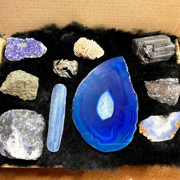 Dragon crystal box, Glowing dragon box, Dragon ring crystals, Mother of dragons, Crystals for boy Boy crystal gift box dragon glow geode box