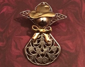 Cowboy/Cowgirl Angel Pin