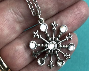 Clear Snowflake Necklace