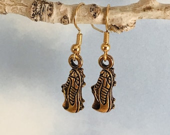 Runner, Track Earrings