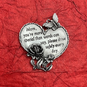 Mom Heart Visor Clip
