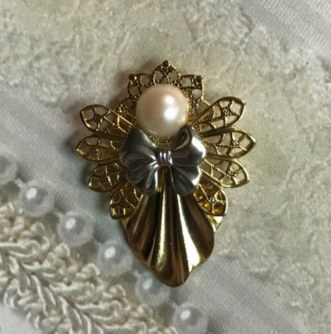 Guardian Angel Light Turquoise Baby Pin main image 1