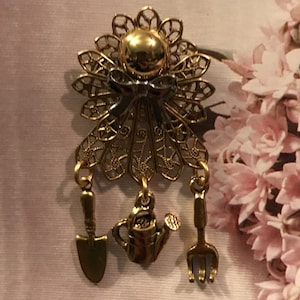Gardening Angel Pin