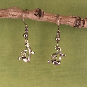 Treble Clef Quarter Note Earrings: Matte Silver Music Jewelry