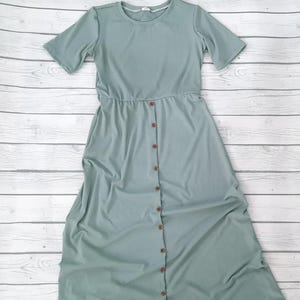 olive green poplin dress Petal and Pup Women's Ricki Maxi Dress - Olive Green main image 0