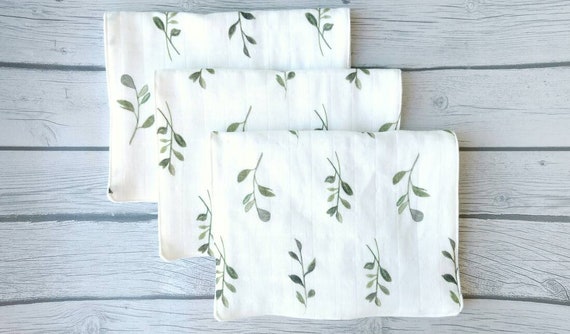 Baby girl burp cloth Set of 3 Baby shower gifts for a girl Muslin burp cloth Burping cloth girl Breastfeeding cloth diaper Baby accessories
