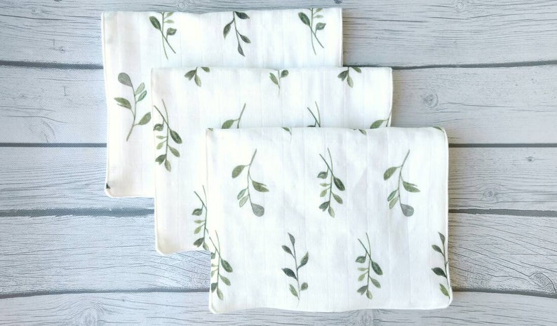 Baby girl burp cloth Set of 3 Baby shower gifts for a girl Muslin burp cloth Burping cloth girl Breastfeeding cloth diaper Baby accessories
