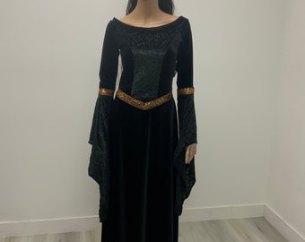 medieval dress queen