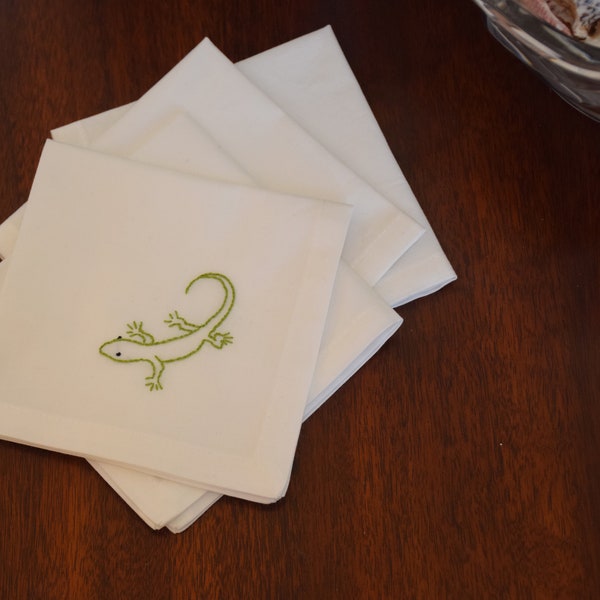 Lizard cocktail napkin, hand embroidered, hostess gift, bridal shower, housewarming, island critter, green lizard, gecko, beach house