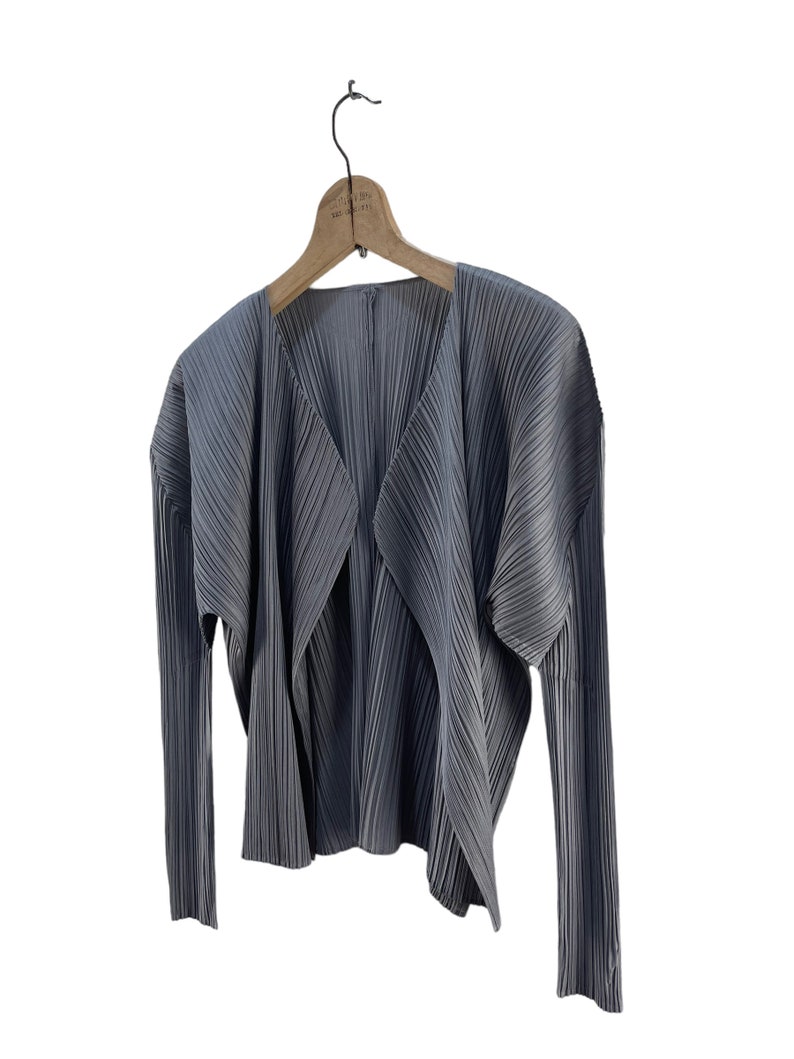 PLEATS PLEASE ISSEY No collar Zip-up Jacket PP43JC392 beige 3
