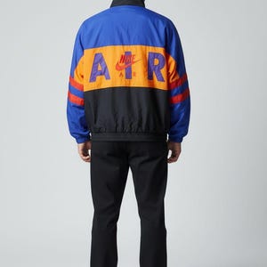 Chaqueta Nike Air Jordan vintage, colorida y rara imagen 1