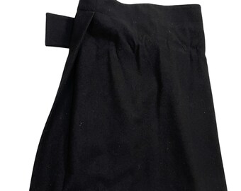 ミニスカート YOHJI YAMAMOTO Women Mini Skirts FOS04108BLACK Black Yohji Yamamoto black miniskirt with black draped scarf
