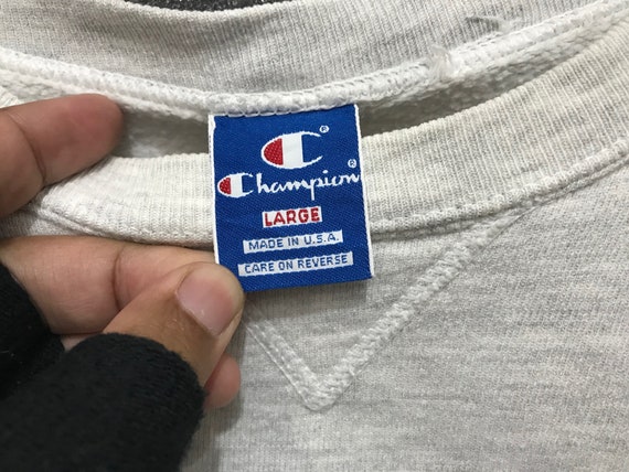 Vintage Champion Sweatshirt - image 7