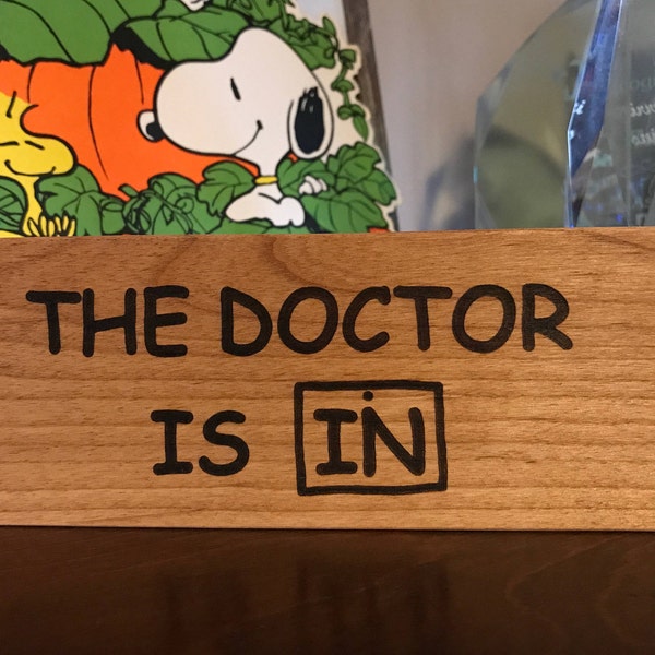 The Doctor Is In, Wooden Block, Charlie Brown, Peanuts, Wooden Sign, Laser Engraved Gifts, Snoopy, Shelf Sitter, Psychiatric Help 5 Cents