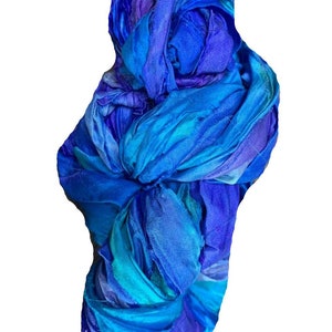 Hilo de cinta de seda sari reciclado - Azul celeste - 50 g - Cinta bohemia - Tiras de seda - Ideal para collares, alfombras y bisutería