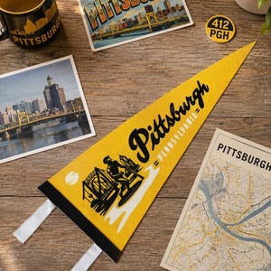 Pittsburgh Pennsylvania filtvimpel, basebollstadskonst i vintagestil, väggdekor för resor, Americana-dekor, gåva för statsstolthet, roadtrip-dekor