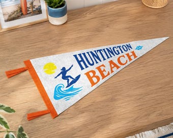 Los Angeles Felt Pennant Flag | Huntington Beach Surf | California sign | Explorer Wall Art Print | Camp Banner | Outdoor Gift | Travel Art