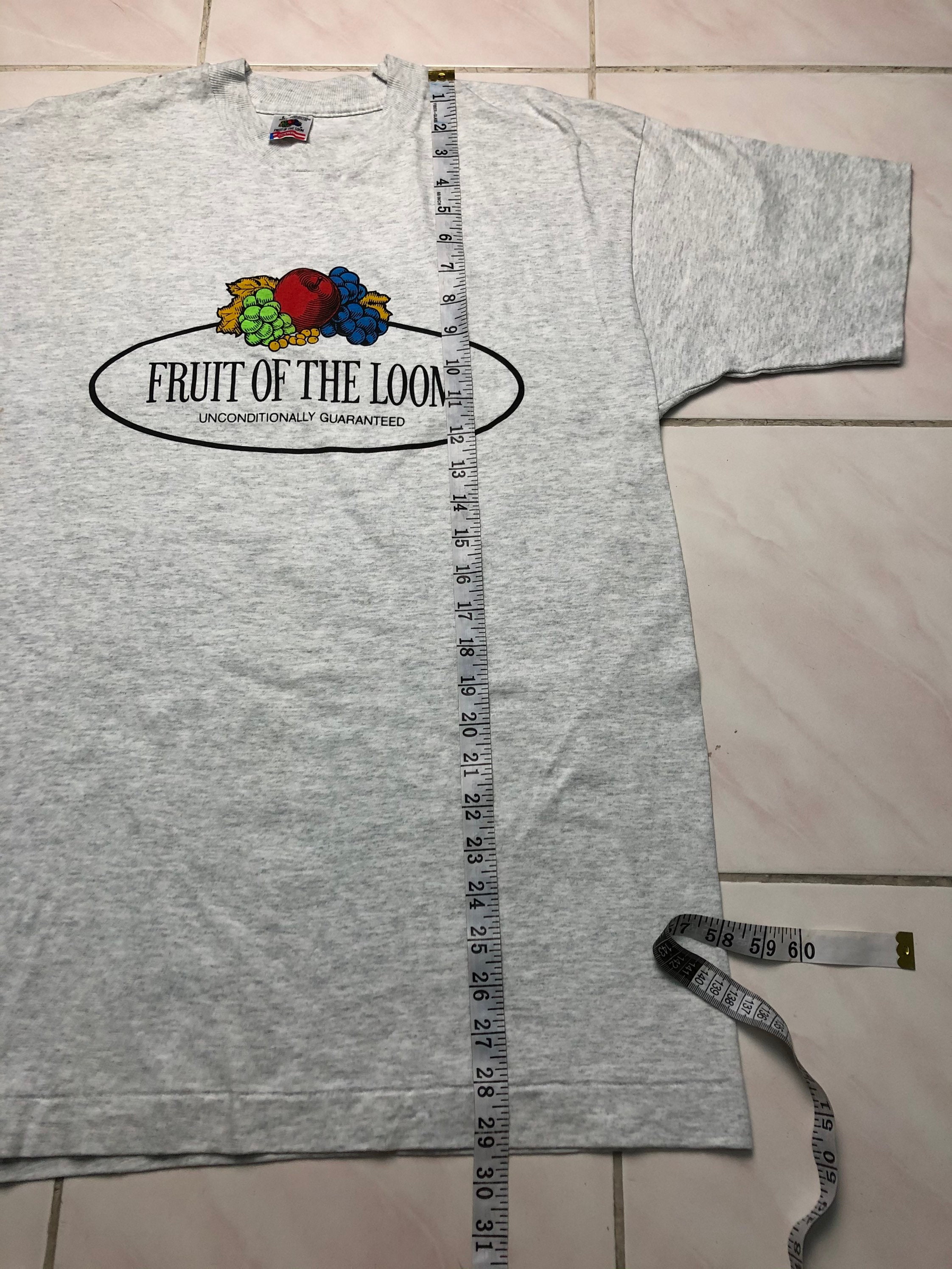 Vintage Fruit of the Loom T-shirt - Etsy