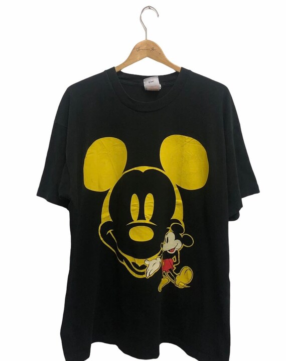 Vintage Mickey Mouse T-Shirt