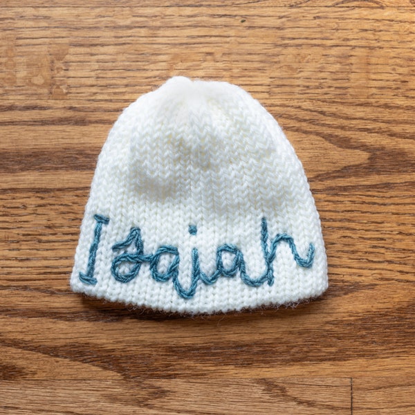 Personalized Knit Hat for newborn. Great gift for baby, birth announcement, photoshoot prop, baby shower.  100% wool.