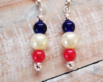 Red white and blue dangly earrings, Union Jack jewellery, beaded earrings for her, patriotic gift, 4th of July earrings, gift for her