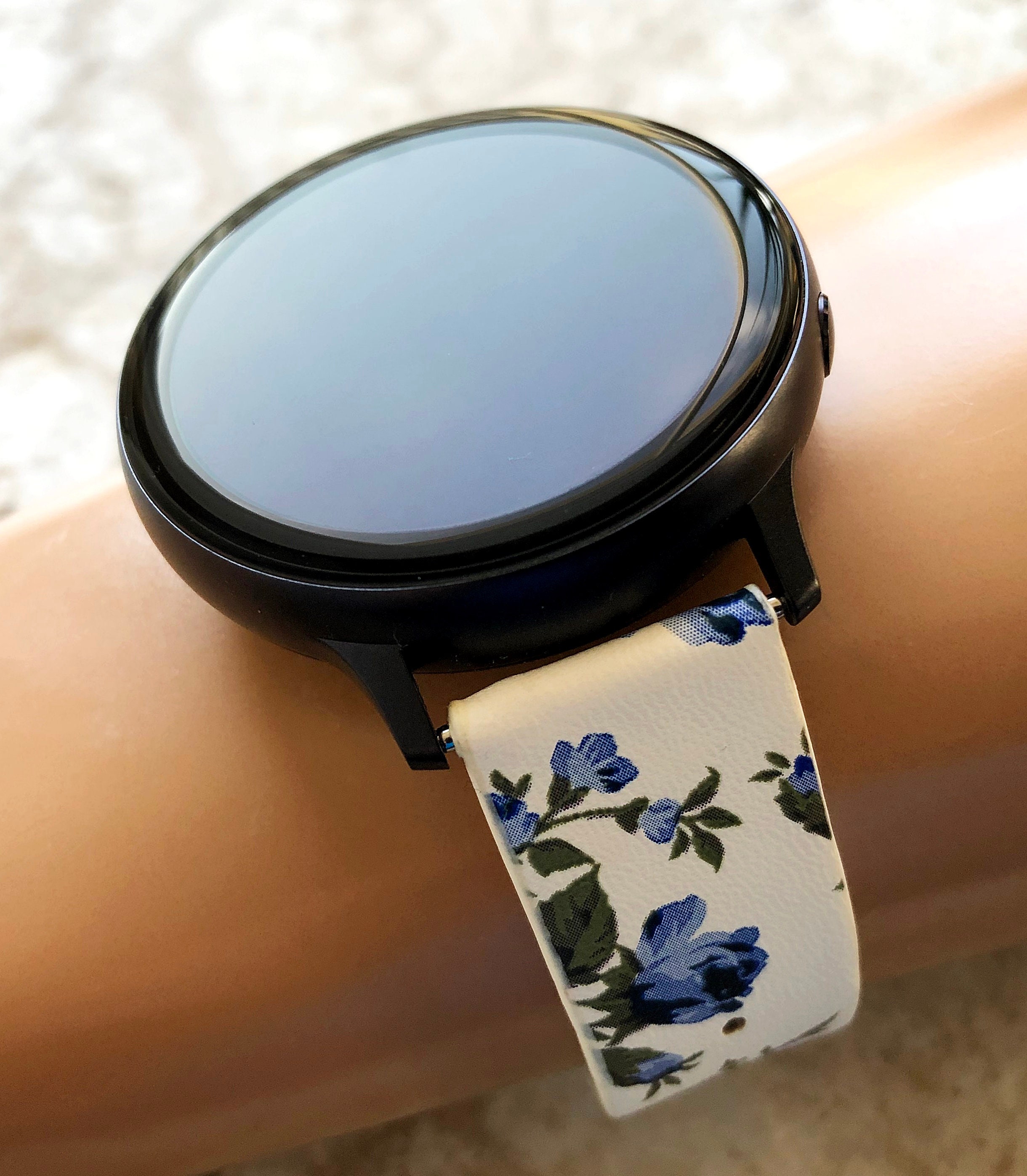 Bracelet De Montre - Remplacement Compatible Garmin Forerunner 45 Watch  Band Silicone Souple Flexible , - Achat/vente bracelet de montre Blanc -  Cdiscount