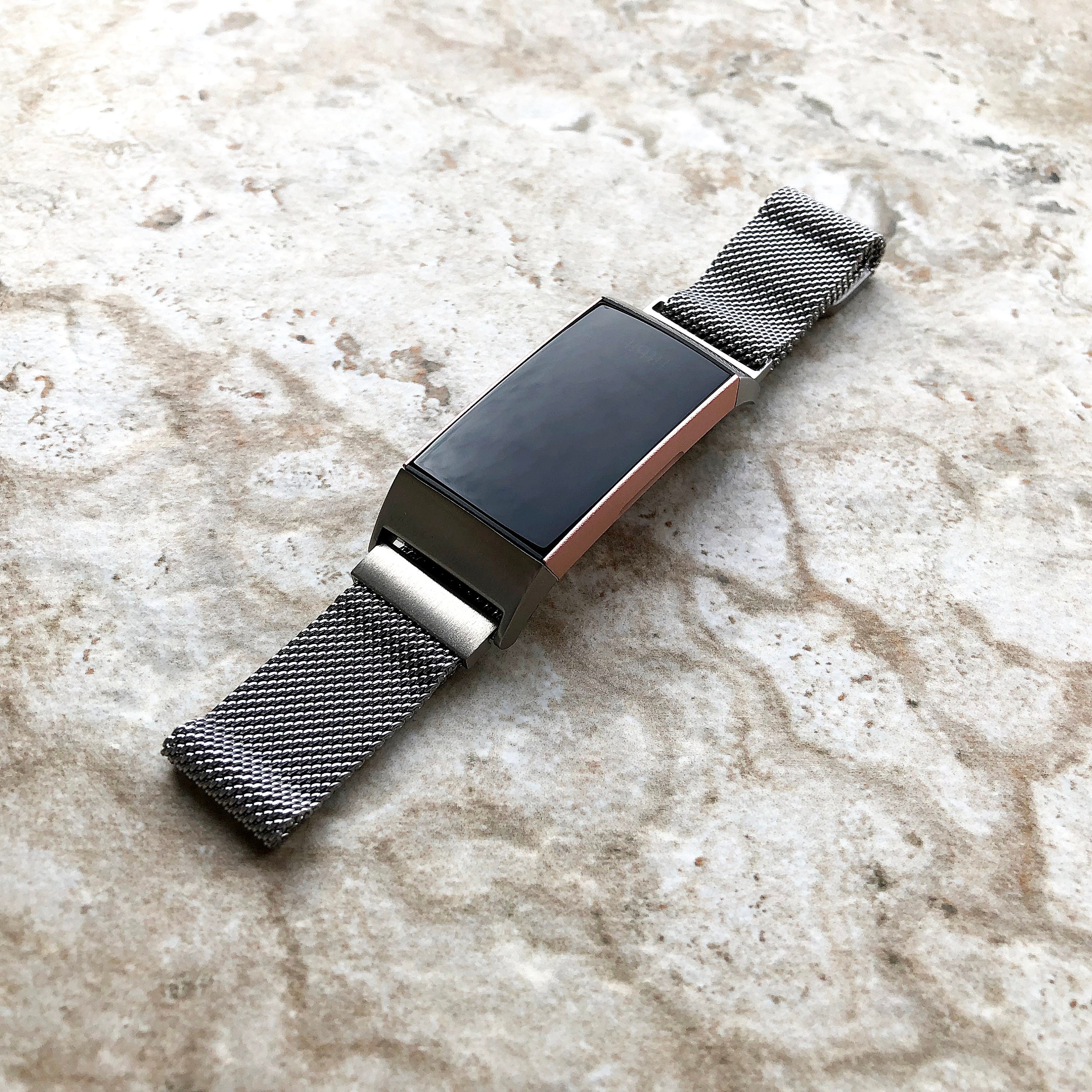 Bracelet acier Fitbit Charge 6 (space grey) 