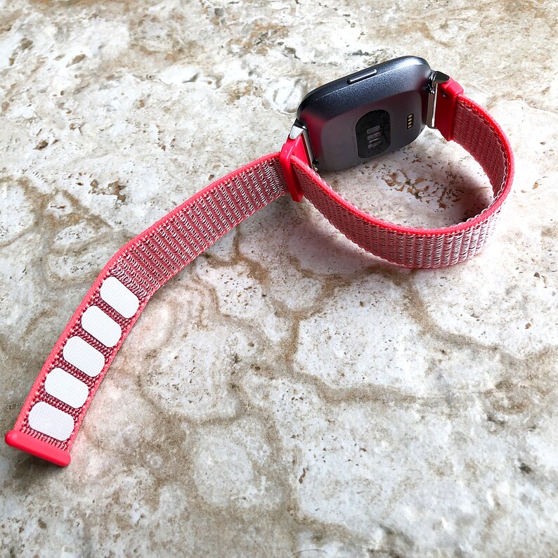fitbit versa sport loop