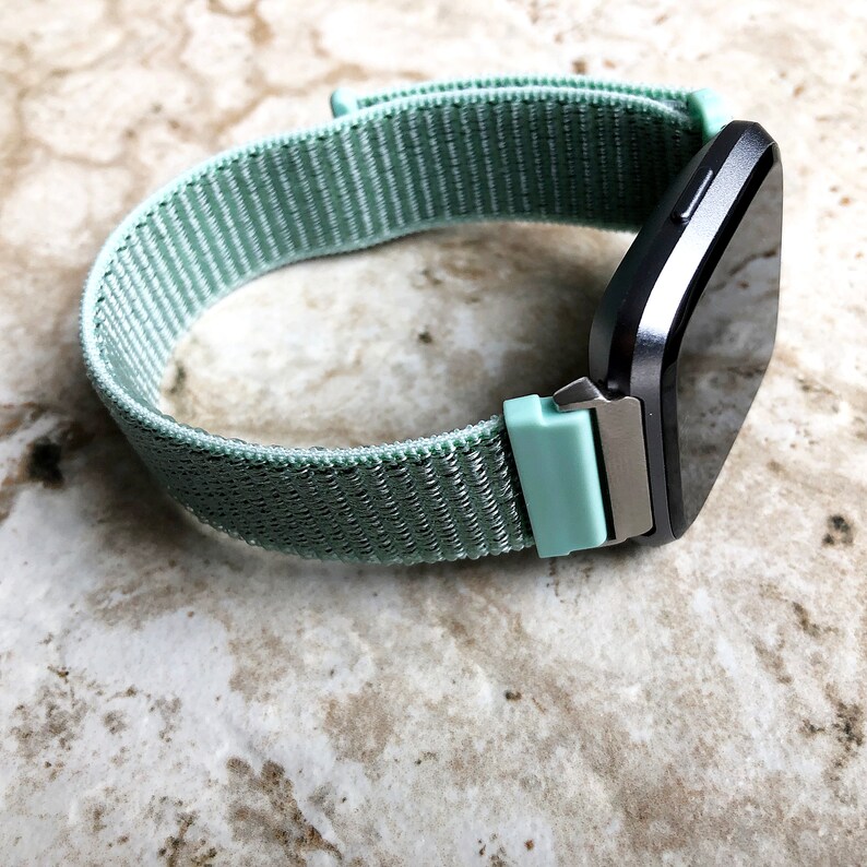 fitbit versa 2 3