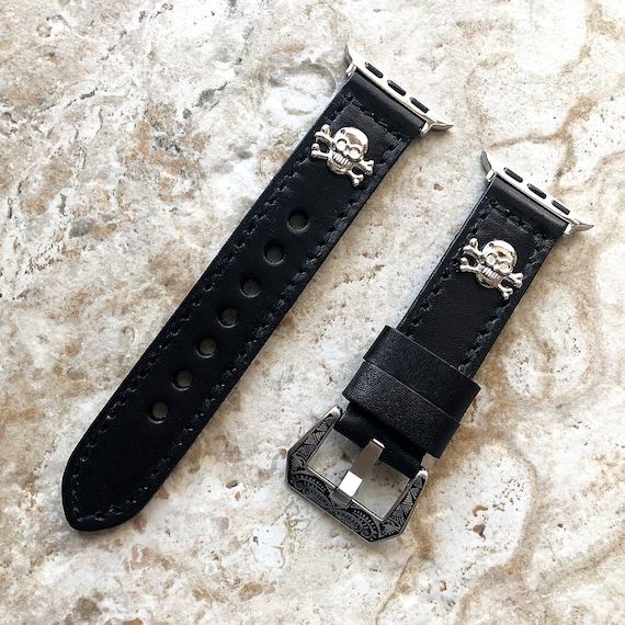 Apple Watch Armband Schwarz Leder Metall Nieten Skull Crossbones