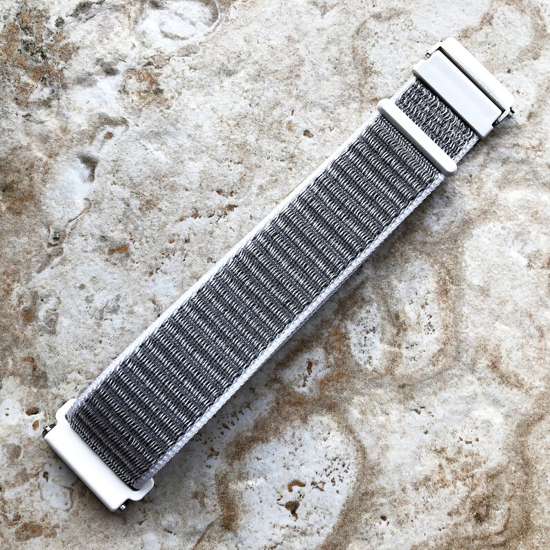 fitbit versa sport loop