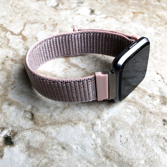 fitbit versa pink strap