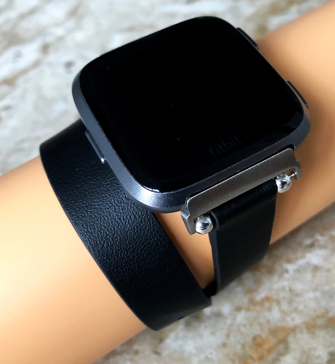 Correa milanesa Fitbit Versa 4 (oro) 