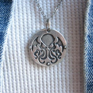 Handmade Pewter Cthulhu Pendant Necklace, Pewter Monster Pendant Necklace, Davy Jones, Lovecraftian Jewelry, Gift, 1-1/8&quot; Horror Pendant