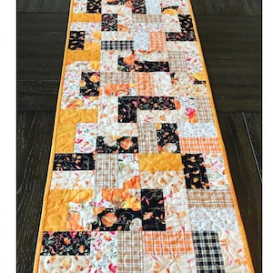 Garden Path Table Runner Pattern Printed Version CCQ061, Easy Charm Square Table Runner Pattern, Table  Runner Pattern for Charm Squares