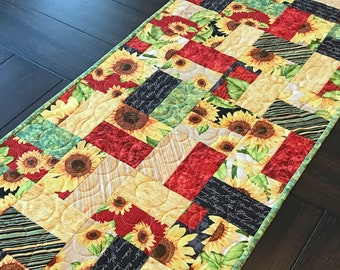 Sunflower Patchwork Table Runner, Floral Patchwork Table Runner, Yellow Green Red Sunflower Runner, Sunflower Table Decor 16" X 40"