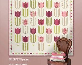 Tulip Season Quilt Pattern - Robin Pickens RPQP-TS139, Fat Quarter or Layer Cake Quilt Pattern in Two Sizes, Tulip Quilt Pattern